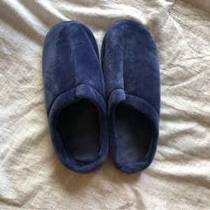 Men’s Blue Star Clothing Company slippers